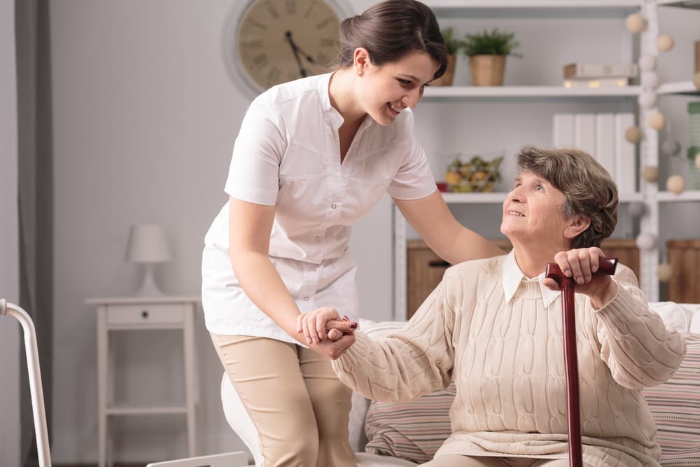 Setting Up a Home Care Room for a Recovering Family Member: The Essentials Checklist